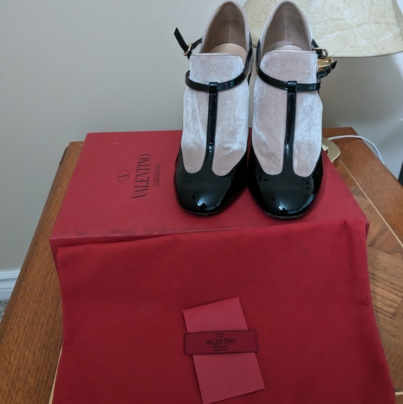 Valentino Tango Pumps - Picture 1 of 6